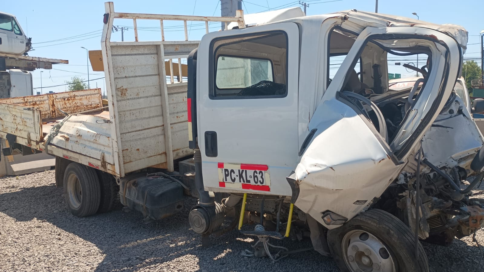 CABINA Chevrolet NPR 816 2015  USADA  EN DESARME